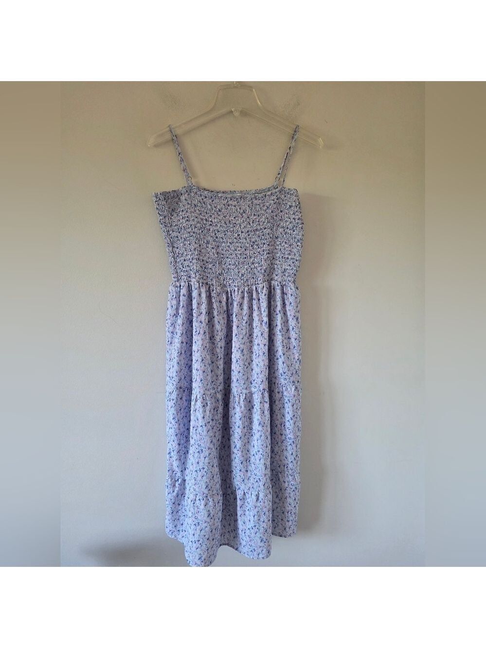 HEARTLOOM | Smocked Dress Tiered Skirt Floral Blue Spaghetti Straps Sz L